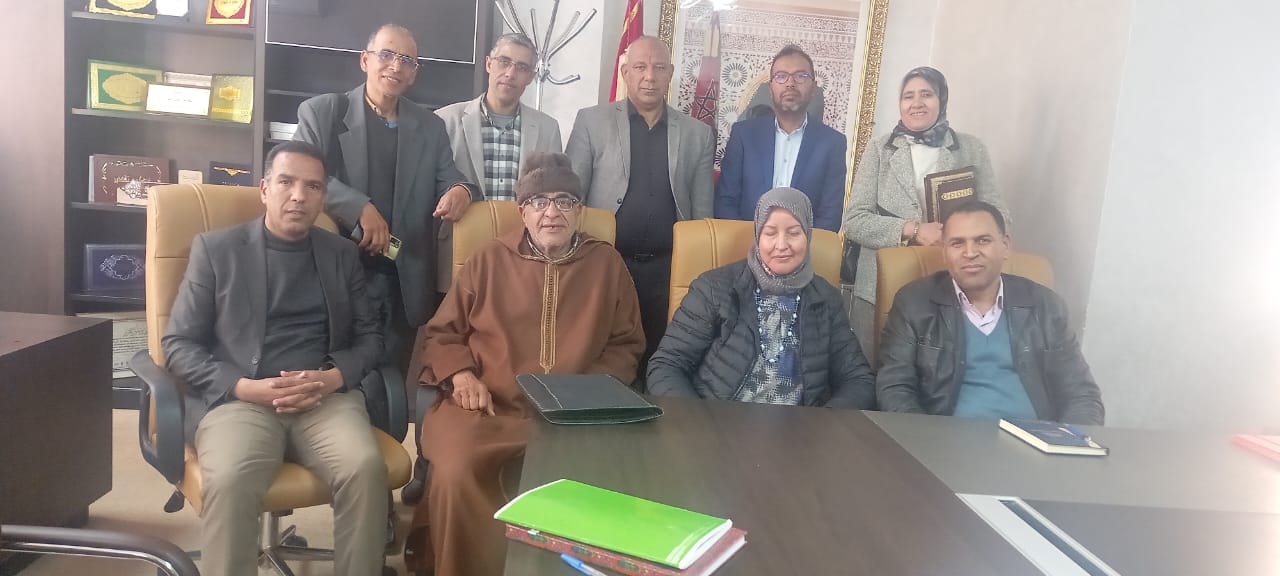 المنتدى الجهوي لتتبع الشأن العام وتقييم السياسات العمومية يعقد لقاءا تواصليا مع المجلس الجماعي للرشيدية و يصدر بيانا في الموضوع